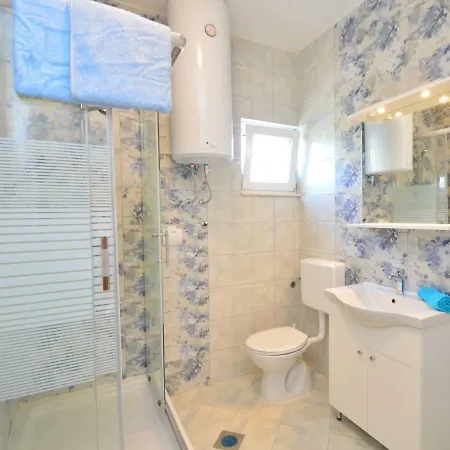 Milka.4 Daire Brodarica (Sibenik-Knin)